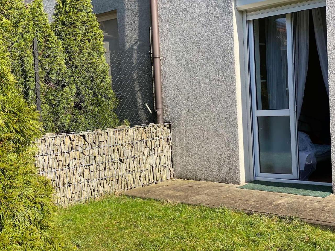 Home Studio Z Ogrodkiem Krakow Luaran gambar